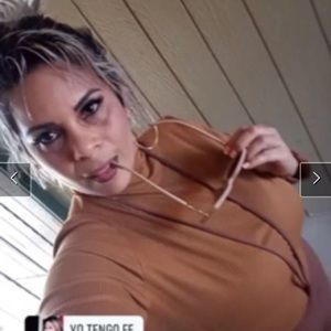 Meet your Posher, Mileydis barbara